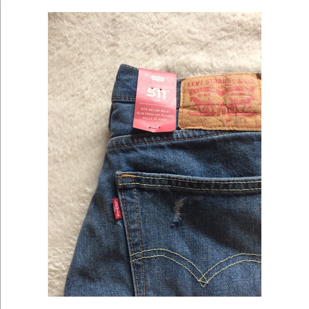 Men’s Levi shorts